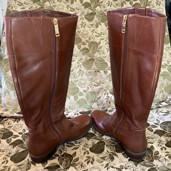Tommy Hilfiger tall brown boots 7 1/2 - Picture 3 of 5